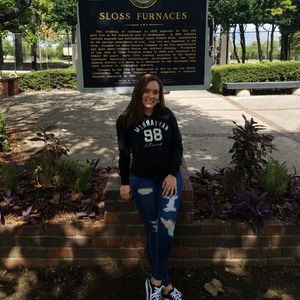 Meet your Posher, Danielle